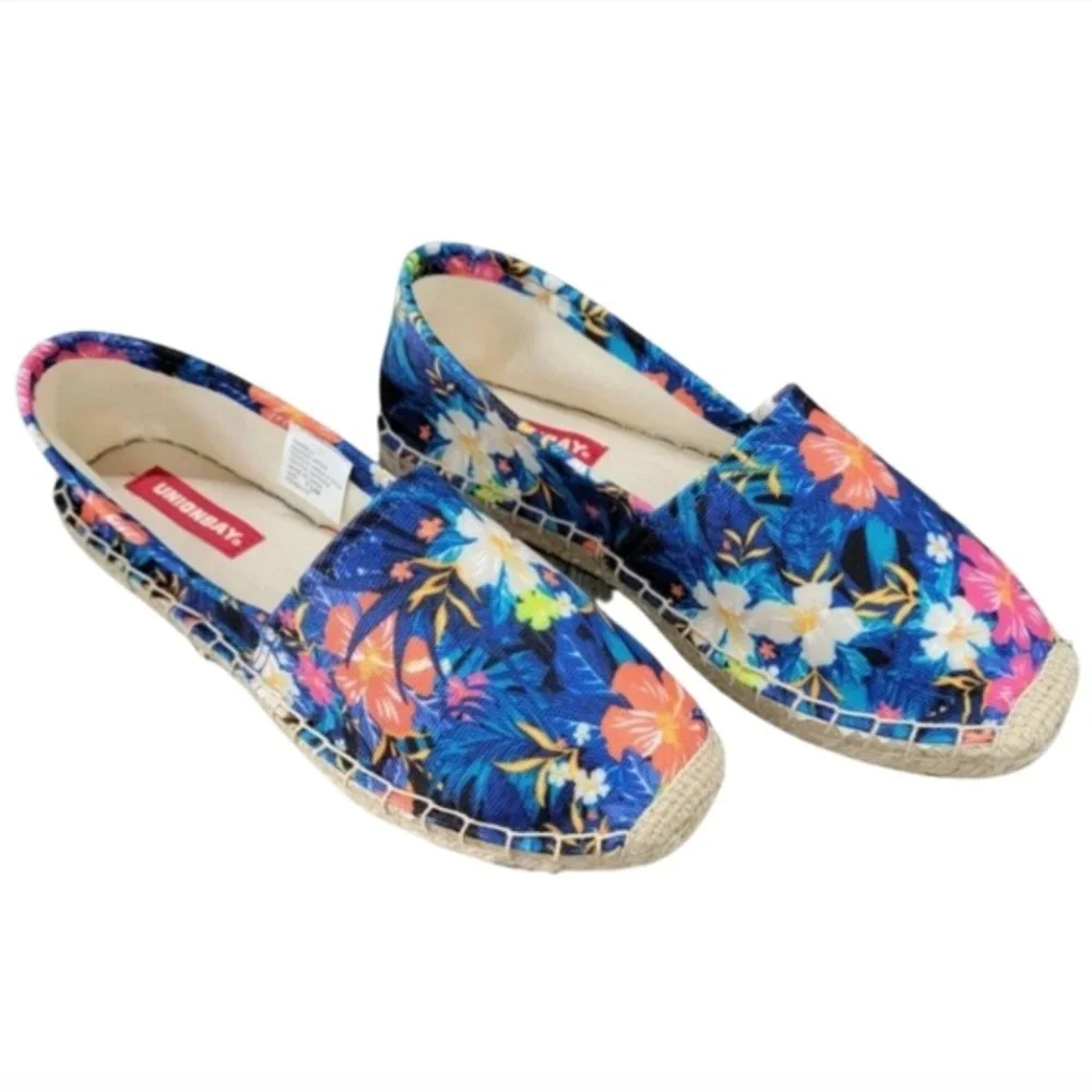 UNIONBAY pretty tropical floral espadrilles NIB